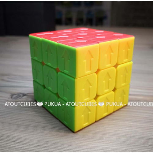 Cube 3x3 avec flêches incrustées 2