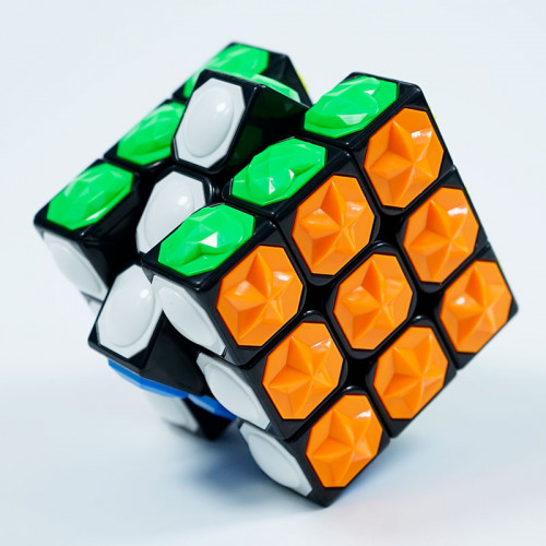 Cubo 3x3 para personas con discapacidad visual