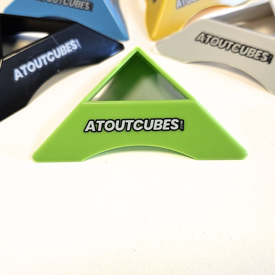 Cubes stand Atoutcubes Txt
