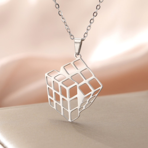 Pendentif cube 3x3
