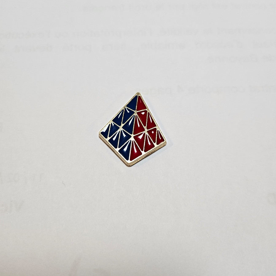 Pin magnético Pyraminx