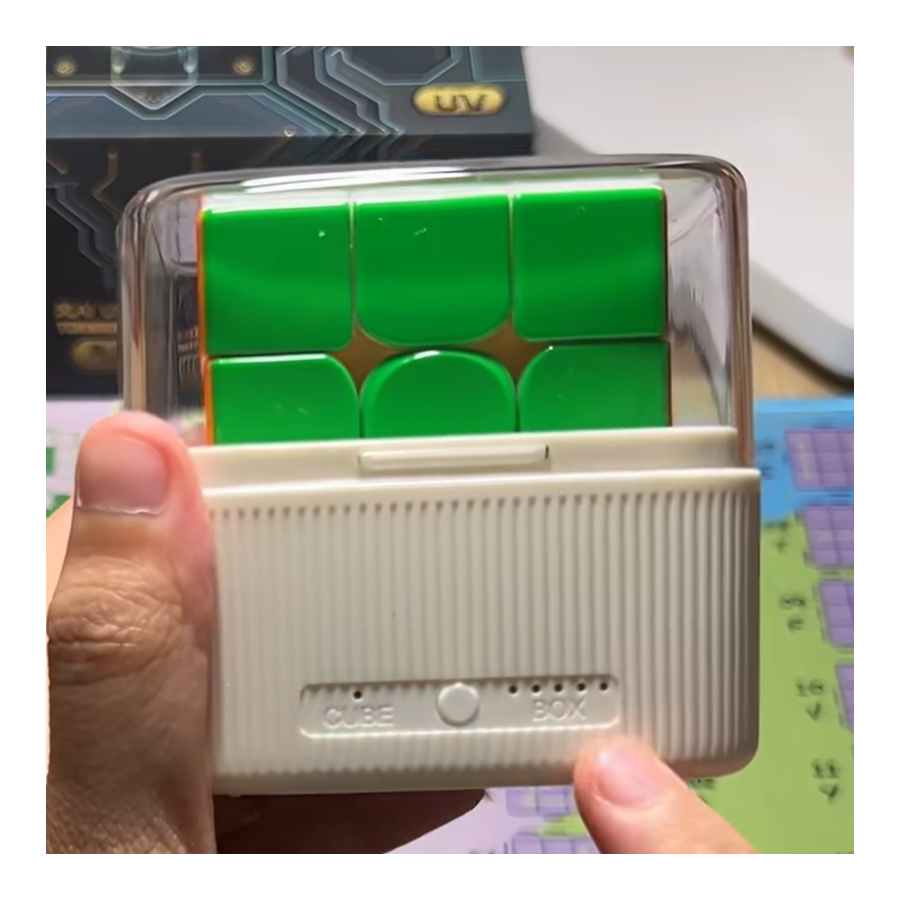 Tornado V4 AI UV avec Box de charge