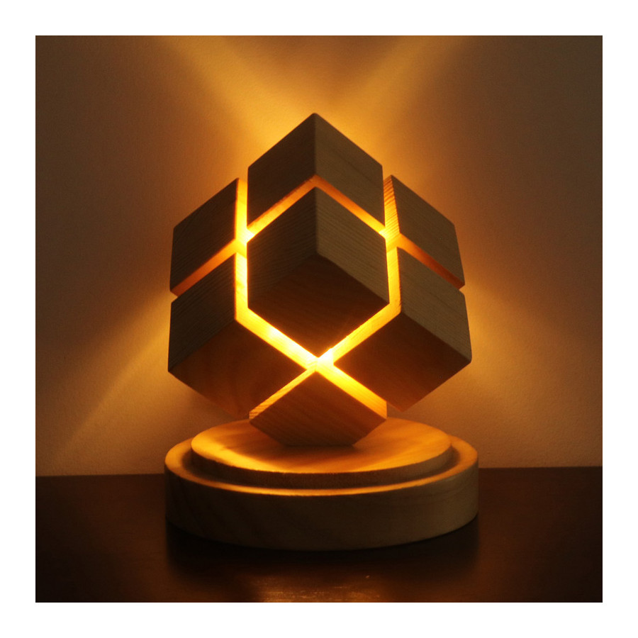 Lampe Cube 2x2 en Bois – Éclairage LED