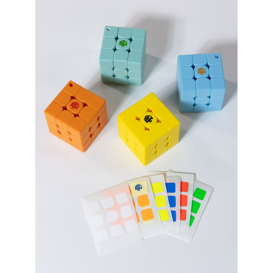 3x3 Gan Pokémon Pikachu Keychain